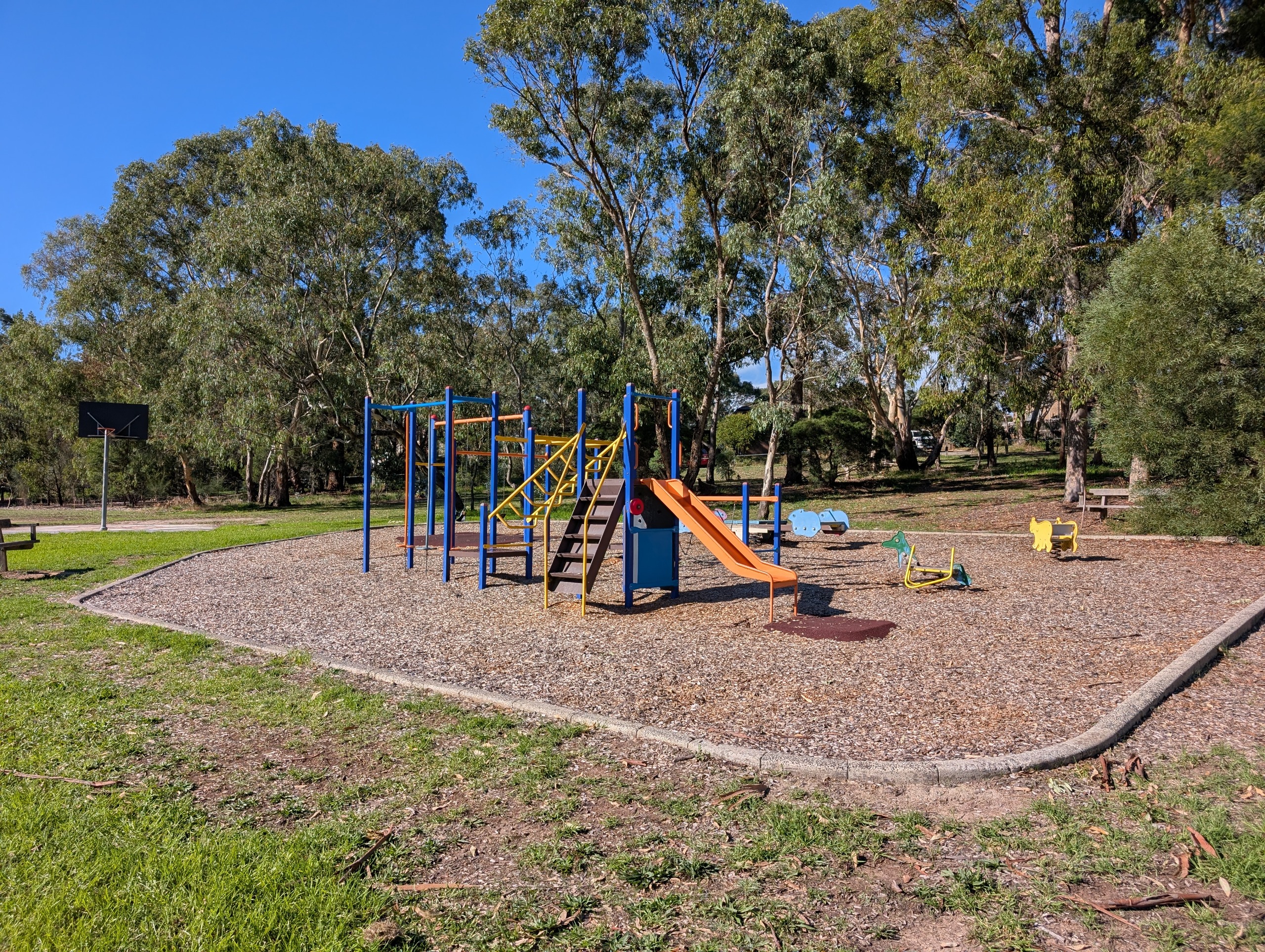 Dunvegan Parklands Playground